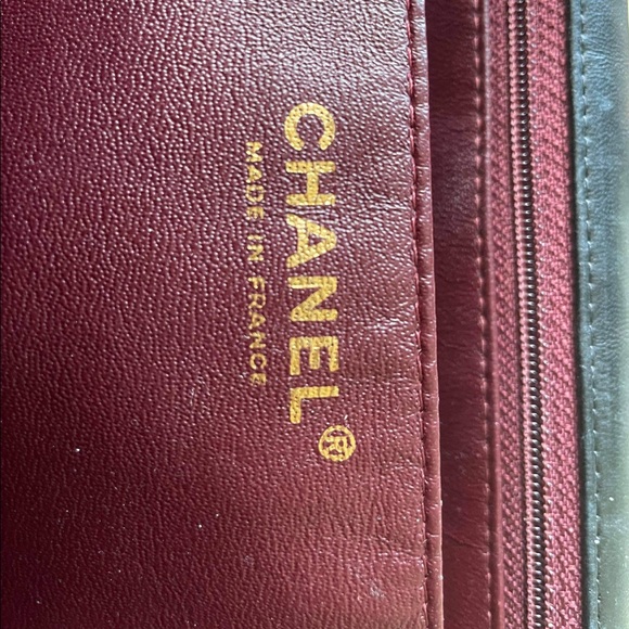 Chanel maxi flap. Retail for over $10k. Auth card and Chanel bag included - Picture 5 of 9